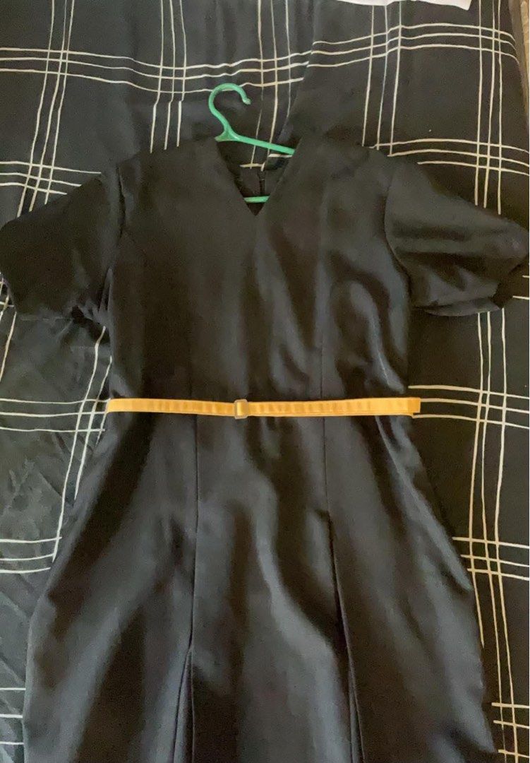 FEU ITHM CORPORATE ATTIRE (Category: Dresses) located in Quezon City. Submitted by analiza_venigas1247 (Listing ID 1468877329, Image 1). Description: - Set includes: Matching black blazer and dress with a slim yellow belt - Dress details: Short sleeves and flattering v-neckline - Blazer details: Single button closure and classic notched lapels - Style: Professional, formal, and chic - Condition: Clean and ready to wear.