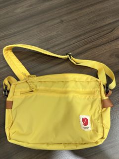 (Category: ) located in . Submitted by 2nd.use.thrift (Listing ID 1468881622, Image 1). Description: .