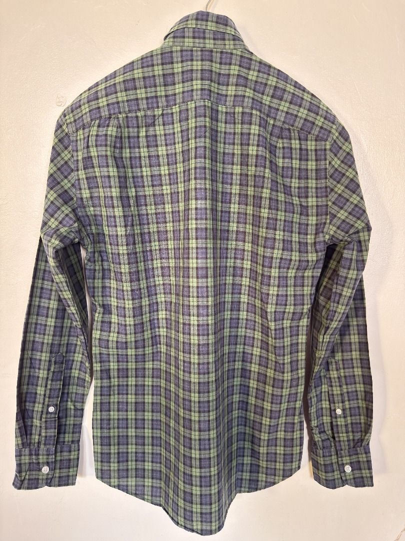 Flannel Long sleeve For Men (Category: Tshirts & Polo Shirts ) located in Vigan. Submitted by potcholo. (Listing ID 1468851791, Image 2). Description: Flannel Polo Long sleeve For Men Brand: J.CREW Size: SMALL on tag 17 x 29 199 pesos only No issues.
