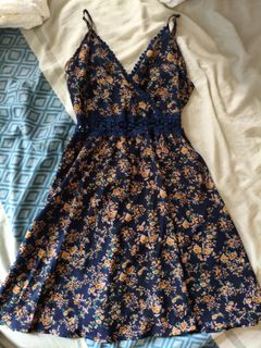 (Category: ) located in . Submitted by bonsbotique (Listing ID 1468778444, Image 1). Description: .