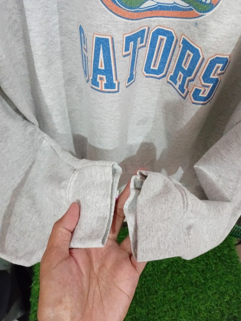 florida gators sweater pullover (Category: Hoodies) located in Muntinlupa City. Submitted by rianrax3012 (Listing ID 1468749039, Image 3). Description: .