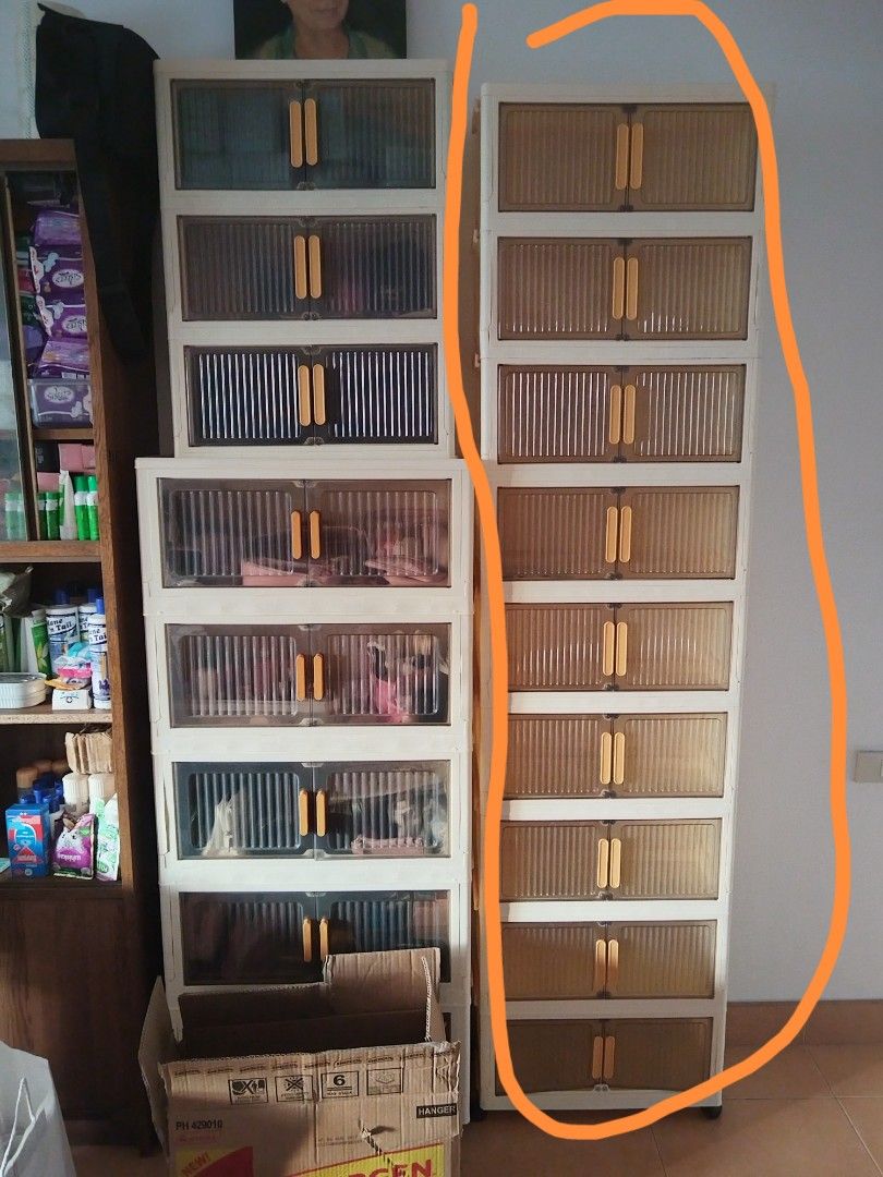 FOLDABLE CABINET CREAM WHITE 9LAYER (Category: Dry Boxes & Cabinets) located in Quezon City. Submitted by kuuselasy53849 (Listing ID 1468795089, Image 1). Description: pick up at timog q.c likely new punas punas lang. naalibukan lang po..