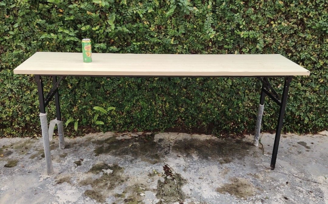 Foldable rectangular banquet table (Category: Tables & Sets) located in Hulu Selangor. Submitted by honey5 (Listing ID 1468717195, Image 1). Description: About 71 x 18 x 30 inches Good condition No extra pictures Collect at Bukit Beruntung only .
