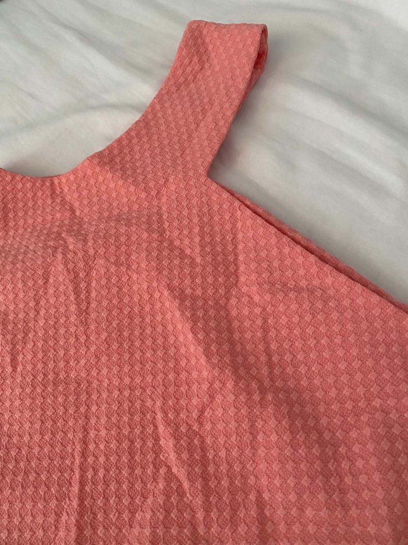 For Me Pink Square Neck Top (Category: Sleeveless) located in Manila. Submitted by Mimi020623 (Listing ID 1468851889, Image 3). Description: - Brand: For Me - Size: LARGE - Color: Pink - Neckline: Square neck with thick straps - Material: Textured waffle-like grid fabric - Fit: loose - Style: Simple, casual everyday piece that is easy to pair with jeans or skirts.