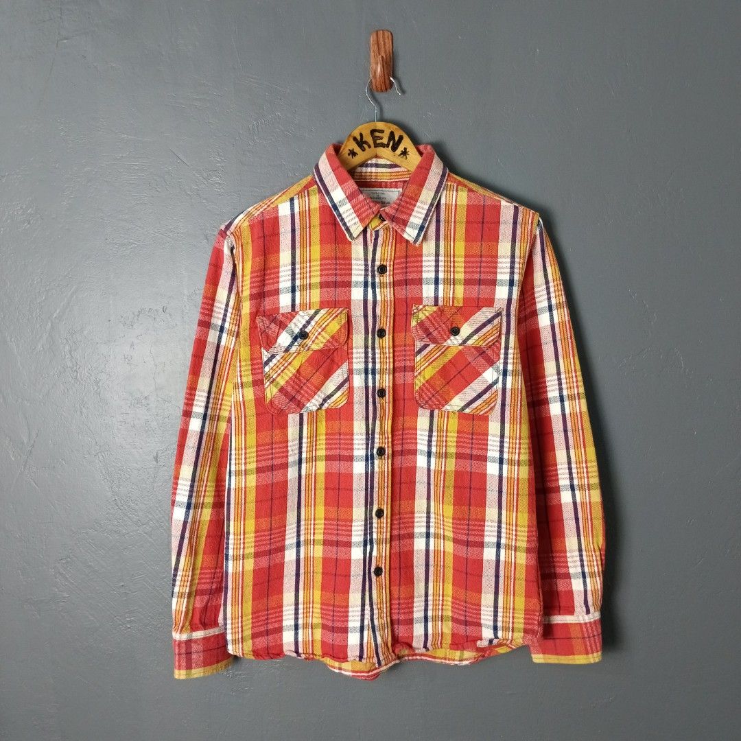 For Men - Avirex - Flannel (Category: Tshirts & Polo Shirts ) located in Bacolod City. Submitted by drop.ph (Listing ID 1468890815, Image 1). Description: Avirex - Flannel Authentic *Size M - 20x26.5 *Excellent *No Flaws *Price: 880php *Add SF if outside Bacolod City .