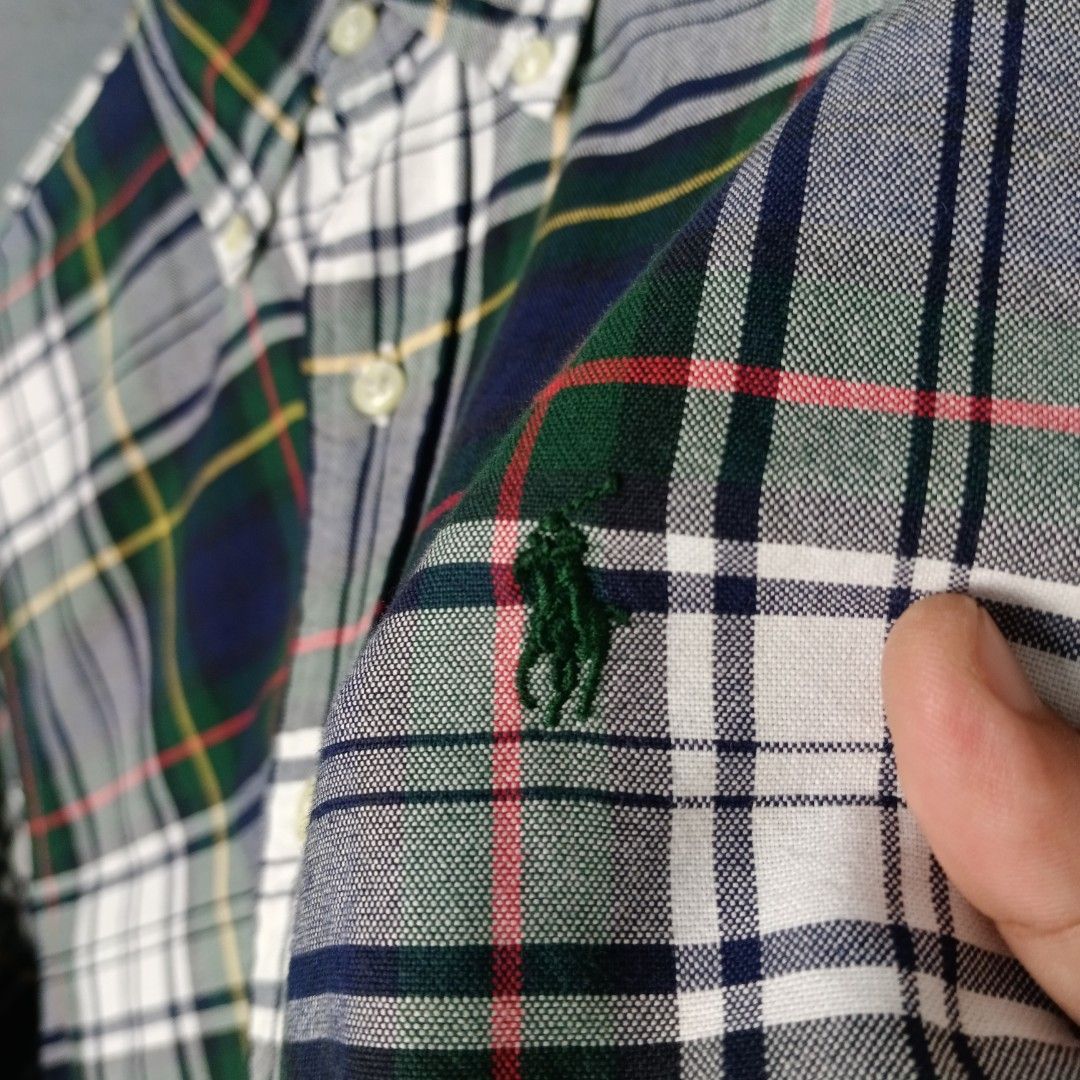 For Men - Ralph Lauren (Category: Tshirts & Polo Shirts ) located in Bacolod City. Submitted by drop.ph (Listing ID 1468868286, Image 3). Description: Ralph Lauren - Slim Fit Authentic *Size S - 19x29 *Excellent cloth *Small stain on sleeve cuff *Price: 880php *Add SF if outside Bacolod City .