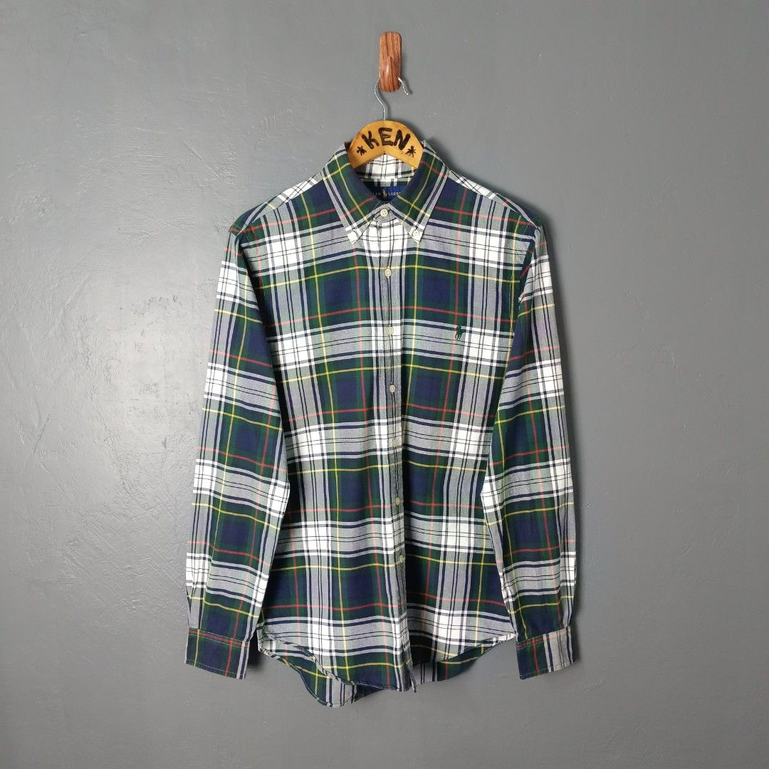 For Men - Ralph Lauren (Category: Tshirts & Polo Shirts ) located in Bacolod City. Submitted by drop.ph (Listing ID 1468868286, Image 1). Description: Ralph Lauren - Slim Fit Authentic *Size S - 19x29 *Excellent cloth *Small stain on sleeve cuff *Price: 880php *Add SF if outside Bacolod City .