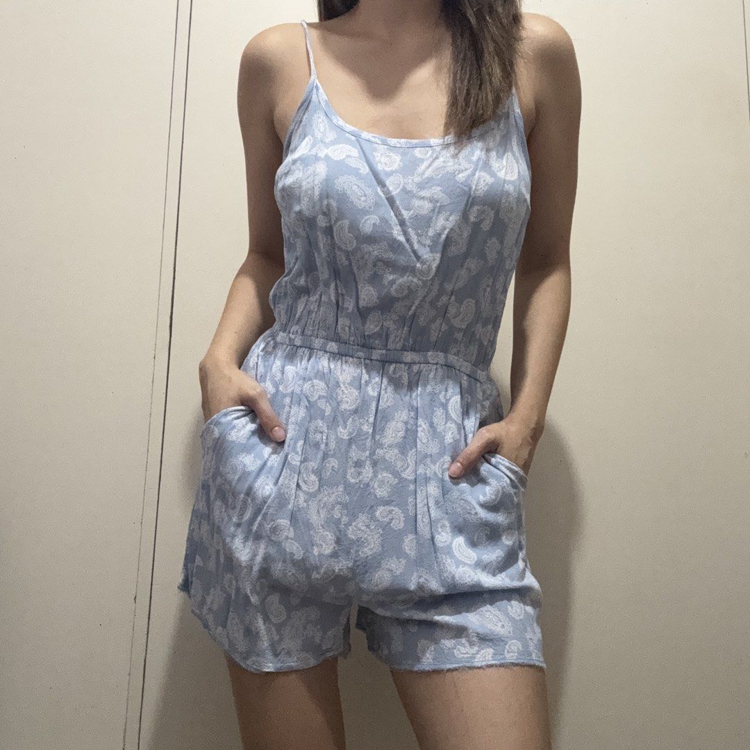 Forever 21 Light Blue Boho Romper (Category: Jumpsuits) located in Antipolo. Submitted by nicnicbg (Listing ID 1468770710, Image 2). Description: .