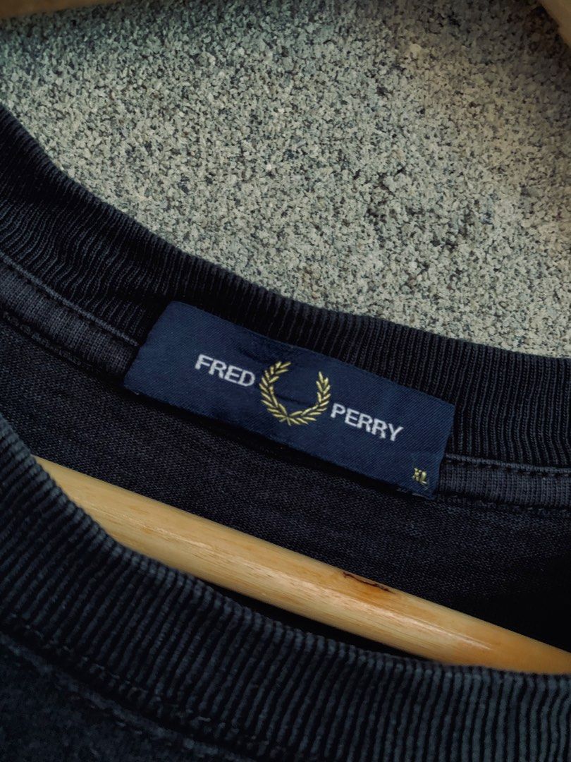 FredPerry Shirt (Category: Tshirts & Polo Shirts ) located in Tacurong. Submitted by mwloots04 (Listing ID 1468768922, Image 3). Description: Excellent condition No issues 9.5/10 Colorrate Dimes: 21x27.