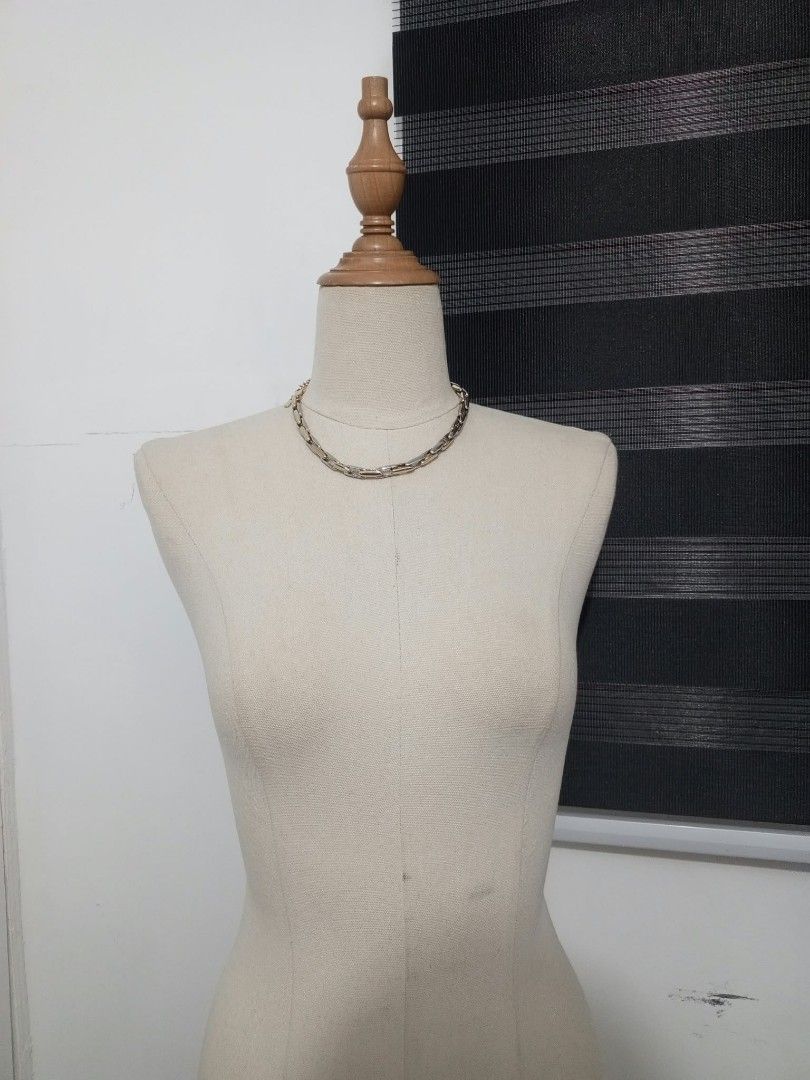 French pinnable mannequin (Category: Everything Else Others) located in Manila. Submitted by eclast02 (Listing ID 1468800161, Image 3). Description: Barely used Almost new RFS: Collecting dust.