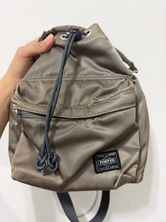 （分類：）位於 。 由 chloemak_ 提交（商品編號 1468840139，圖片 1）。簡介： 。