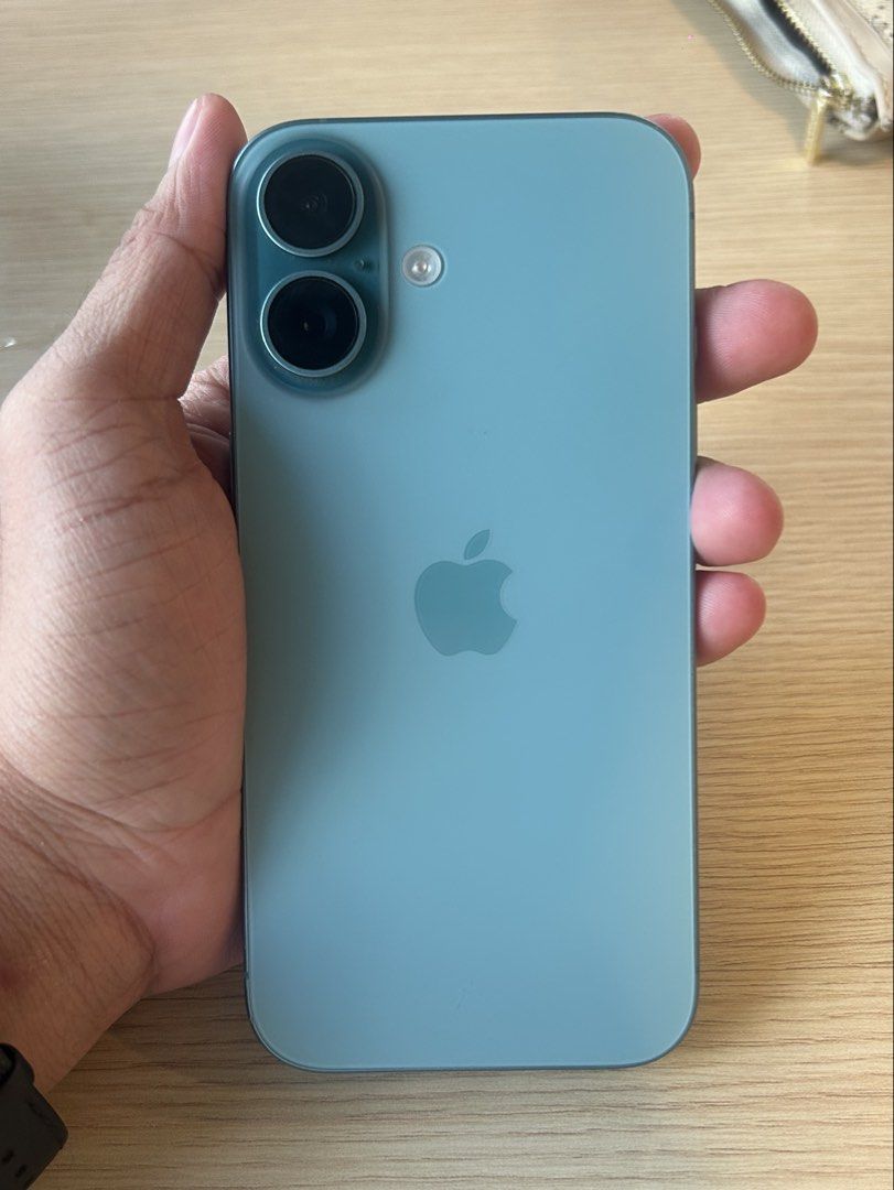 FS: Iphone 16 I 128gb FU (Category: iPhone 16 Series) located in Caloocan City. Submitted by kkhostday29 (Listing ID 1468781241, Image 3). Description: FS: Iphone 16 I 128gb (Teal) FU - NTC approved - 95% Battery Health - Face ID & True Tone working - slightly used (5 months old w/ OR) - inclusion: Unit, Box, & Cable - RFS: prefers android / mobile upgrade SP: 30,000 (slightly negotiable) .