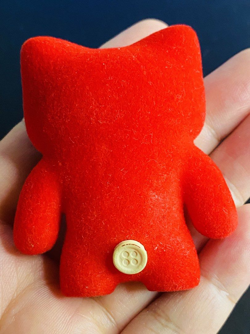 Fuglar (Munch Munch) Figure (Category: Character Goods) located in Manila. Submitted by kawaii_omocha_est2020 (Listing ID 1468741031, Image 2). Description: .