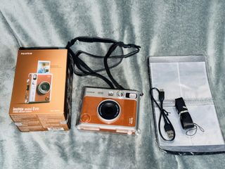 (Category: ) located in . Submitted by stuffsxdeclutter (Listing ID 1468849426, Image 1). Description: .