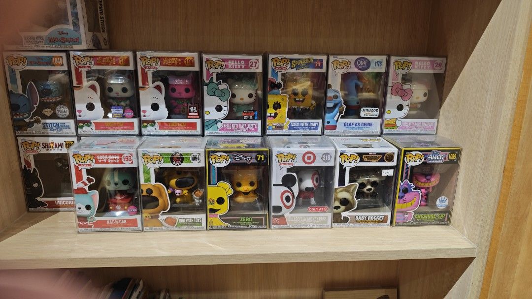 Funko Pop Assorted - Drop Offers (Category: Figurines & Statues) located in Quezon City. Submitted by woofnfloofph (Listing ID 1468793097, Image 2). Description: • comes with acetate protector • loc: quezon city • lalamove or grab pickup only • sf and booking by buyer • rfs: making room for new books and hobbies sa shelf space drop your offer na lang or pm your price with item/character name.