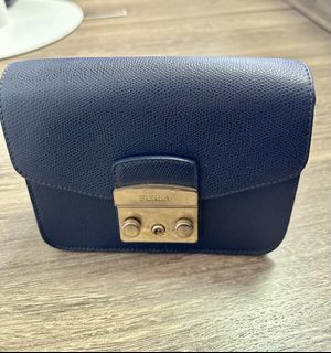 （分類：）位於 。 由 reginacc 提交（商品編號 1468751126，圖片 1）。簡介： 。