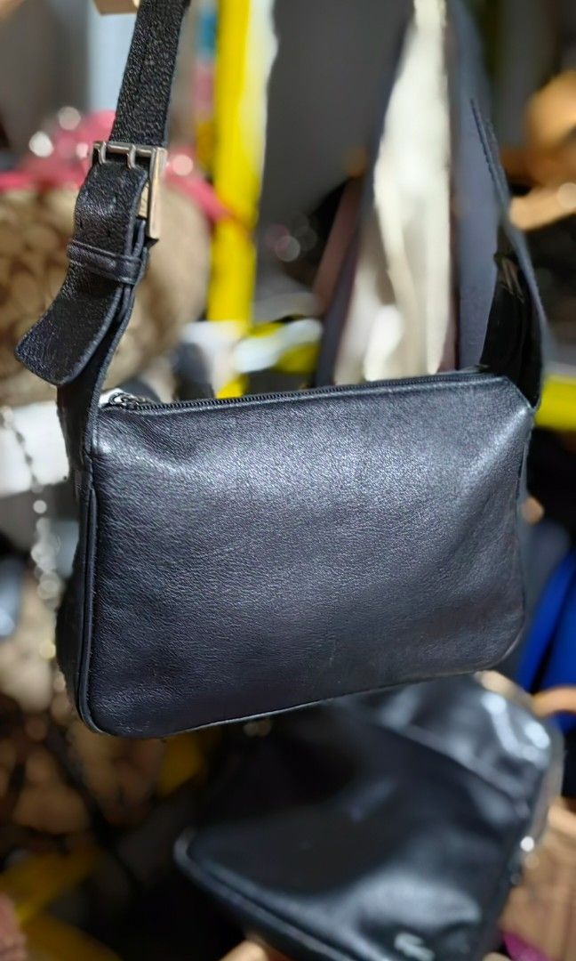 Furla kili bag (Category: Shoulder Bags) located in Bacolod City. Submitted by darriebags88 (Listing ID 1468774889, Image 2). Description: no flaw genuine leather small kili.