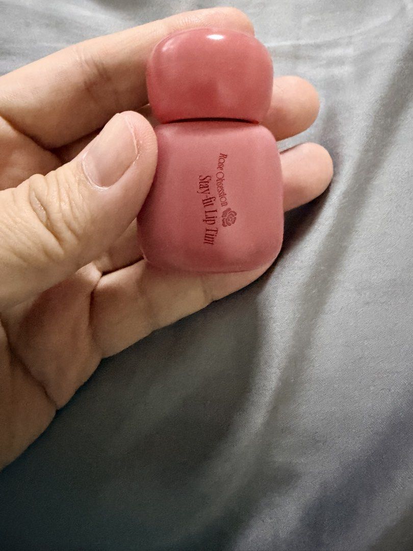 FWEE LIP AND CHEEK (Category: Makeup) located in Quezon City. Submitted by bloompicks (Listing ID 1468874871, Image 3). Description: Used 3-4x. Matte finish for lips and cheeks.