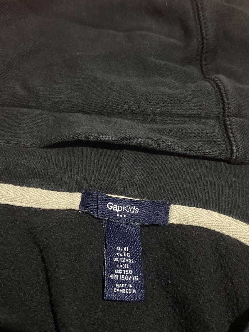 Gap Kids Hoodie (Category: Babies & Kids Fashion) located in Naga. Submitted by thee.clutter.er (Listing ID 1468907496, Image 2). Description: unisex XL on tag can fit 12+ yrs old with petite frame.