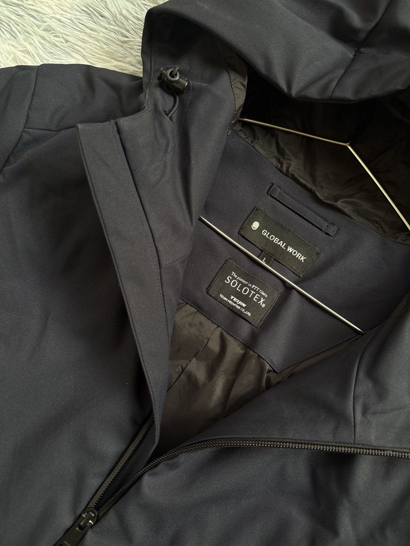 Global Work Solotex Water Resistant Jacket (Category: Coats, Jackets and Outerwear) located in Taguig. Submitted by mrwickjohn67 (Listing ID 1468924825, Image 3). Description: Like new. Orig Issue: none Size: (in inches) WXL: 22.5x27.5.