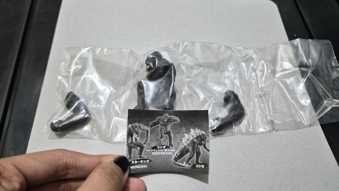 Godzilla x Kong Figure Gachapon (Category: Figurines & Statues) located in Las Pinas. Submitted by vilea_14 (Listing ID 1468839430, Image 1). Description: Kong variation from Godzilla x Kong Gachapon from Japan mod:lalamove/jnt mop:gcash/bank.