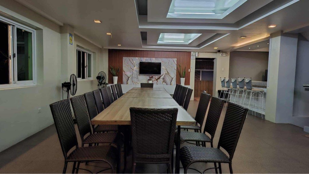 Gotspring Resort in Laguna (Category: Vacation Rentals) located in Pasig City. Submitted by rosalietandob1 (Listing ID 1468927400, Image 3). Description: SYDNEY HOTSPRING RESORT 📌Located at Laguna Hills Subdivision Brgy. Pansol Calamba Laguna For more information please pm me or Text / call 09178314115 AMENITIES and INCLUSIONS 5 bedrooms 🏊1 Adult Pool (3ft to 6ft depth) 🏊1 Kiddie Pool(3ft depth) 🏊‍♀️Jacuzzi(With Extra Charge 1k per hour) 🛌5 