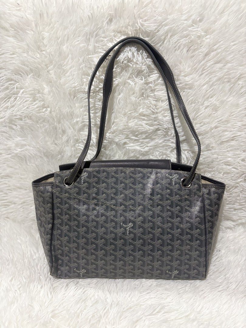 Goyard rouette (Category: Luxury Bags & Wallets) located in Baguio. Submitted by rheaanne07 (Listing ID 1468841469, Image 2). Description: Goyard Rouette Tote Bag Grey Goyardine Coated Canvas Leather Flap Magnetic Snap Minimal rubs sa edges With dustbag.