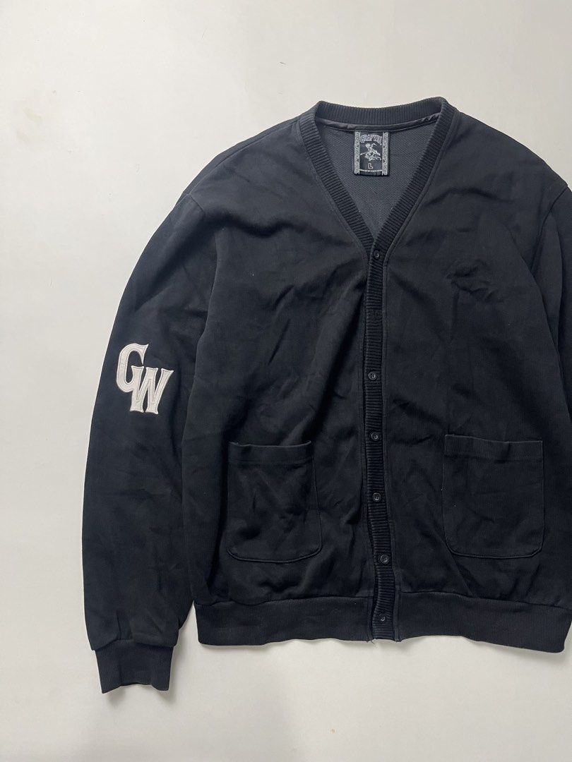 GRAF&WU Knit Cardigan Sweater (Category: Luxury Apparel) located in Makati City. Submitted by ufcknwthbst (Listing ID 1468735619, Image 2). Description: 23 inch width 27 inch length 9.5/10 condition No issue.