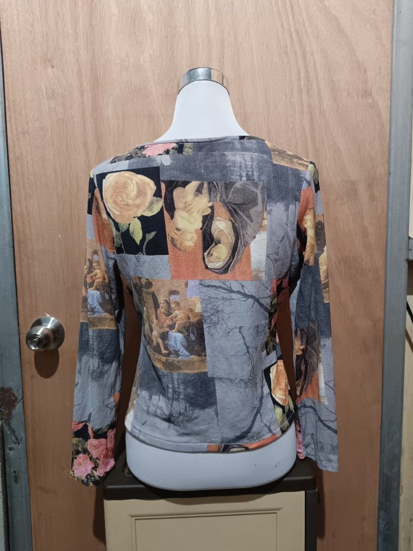 Graphic y2k mesh top (Category: Longsleeves) located in Davao. Submitted by mln-boutique (Listing ID 1468844519, Image 2). Description: size - m good condition mesh/aop.