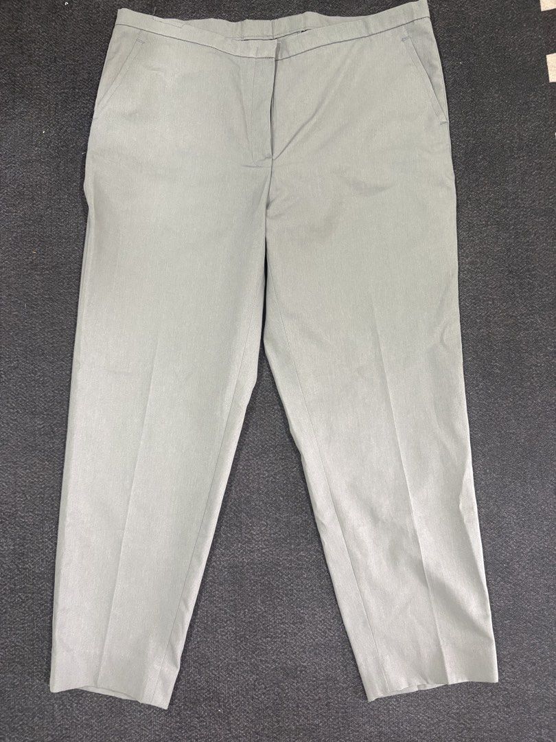 Gray Slacks (Category: Jeans) located in Quezon City. Submitted by fast.closetfinds (Listing ID 1468728849, Image 1). Description: .