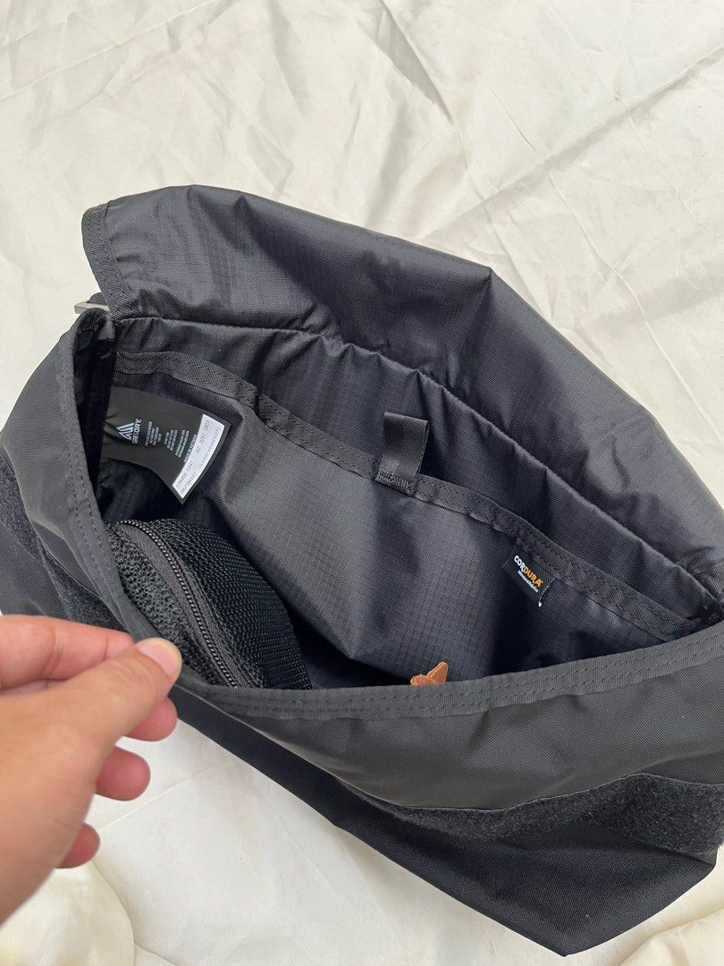 GREGORY x CORDURA KICKBACK SHOULDER BAG (Category: Belt bags, Clutches and Pouches) located in Quezon City. Submitted by headline. (Listing ID 1468908308, Image 3). Description: GREGORY X CORDURA BLACK 10/10 EXCELLENT CONDITION FOR ONLY:2,550php +SHIPPING FEE.