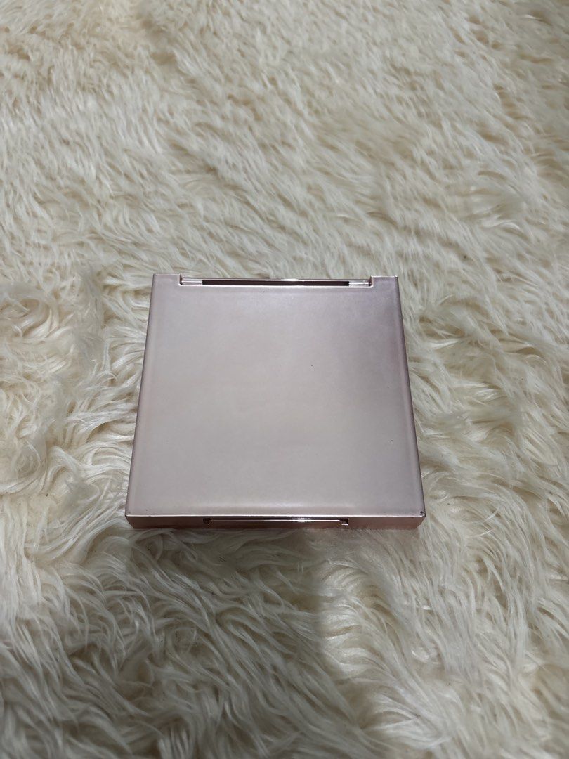GRWM Cosmetics Face Card Palette (Category: Makeup) located in Paranaque City. Submitted by _outfits (Listing ID 1468919291, Image 3). Description: GRWM Cosmetics Face Card Palette Included: Satin Cream Blush: Crush Multiuse Complection Cream: Saffron Airset Powder: Pretzel Eyeshadow: Starstruck and Orchid .