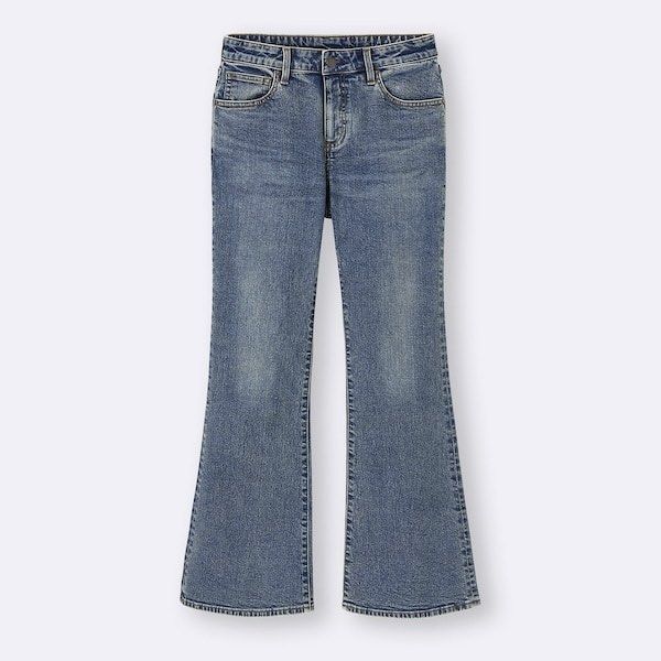 GU flared jeans (Category: Jeans) located in Quezon City. Submitted by scarlette310 (Listing ID 1468910313, Image 1). Description: - No issues or flaws - 10/10 Condition - Bought in Tokyo.