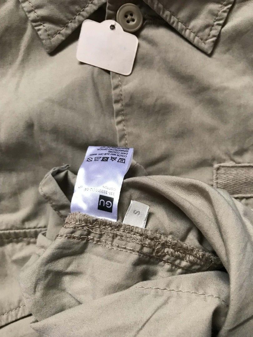 GU Utility Polo Buttons Down 💥 (Category: Tshirts & Polo Shirts ) located in Batangas. Submitted by adoboqt (Listing ID 1468907055, Image 2). Description: .