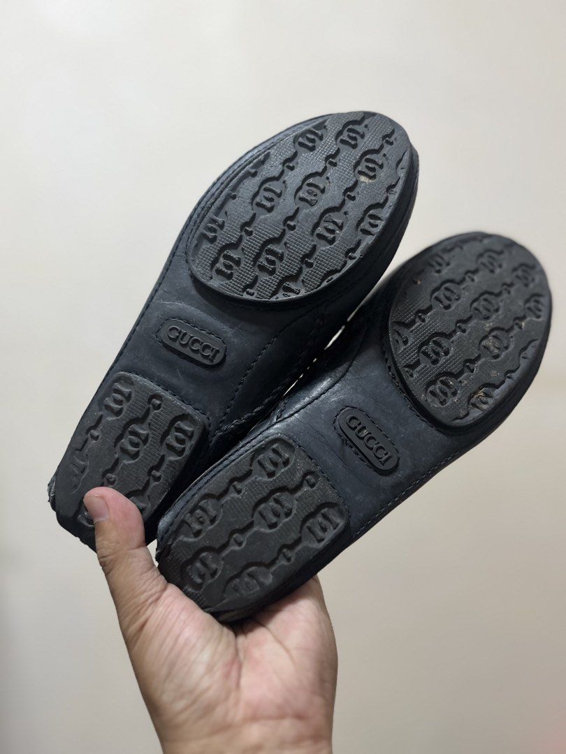 Gucci (Category: Loafers) located in Muntinlupa City. Submitted by genepaxs (Listing ID 1468921040, Image 3). Description: Size 36 1/2 Excellent Condition No issue Meetup within Muntinlupa city COD thru lalamove only Shipping thru J&T / LBC Shope checkout (soon) FB main @generayq IG main @genepaxs FB page @genepaxs.