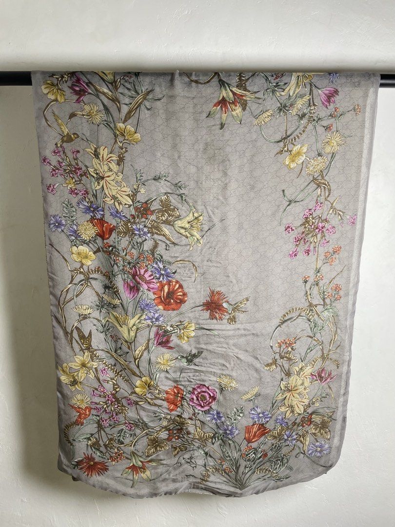 Gucci GG floral pattern silk scarf (Category: Scarves) located in Cebu City. Submitted by thrifted.john (Listing ID 1468912152, Image 3). Description: Gucci GG floral pattern silk scarf - Width 25 - Length 67 - Excellent / Asnew - 10/10 colorate & condition - no issue 2,850 Loc: Cebu Unli Vc, vouch.