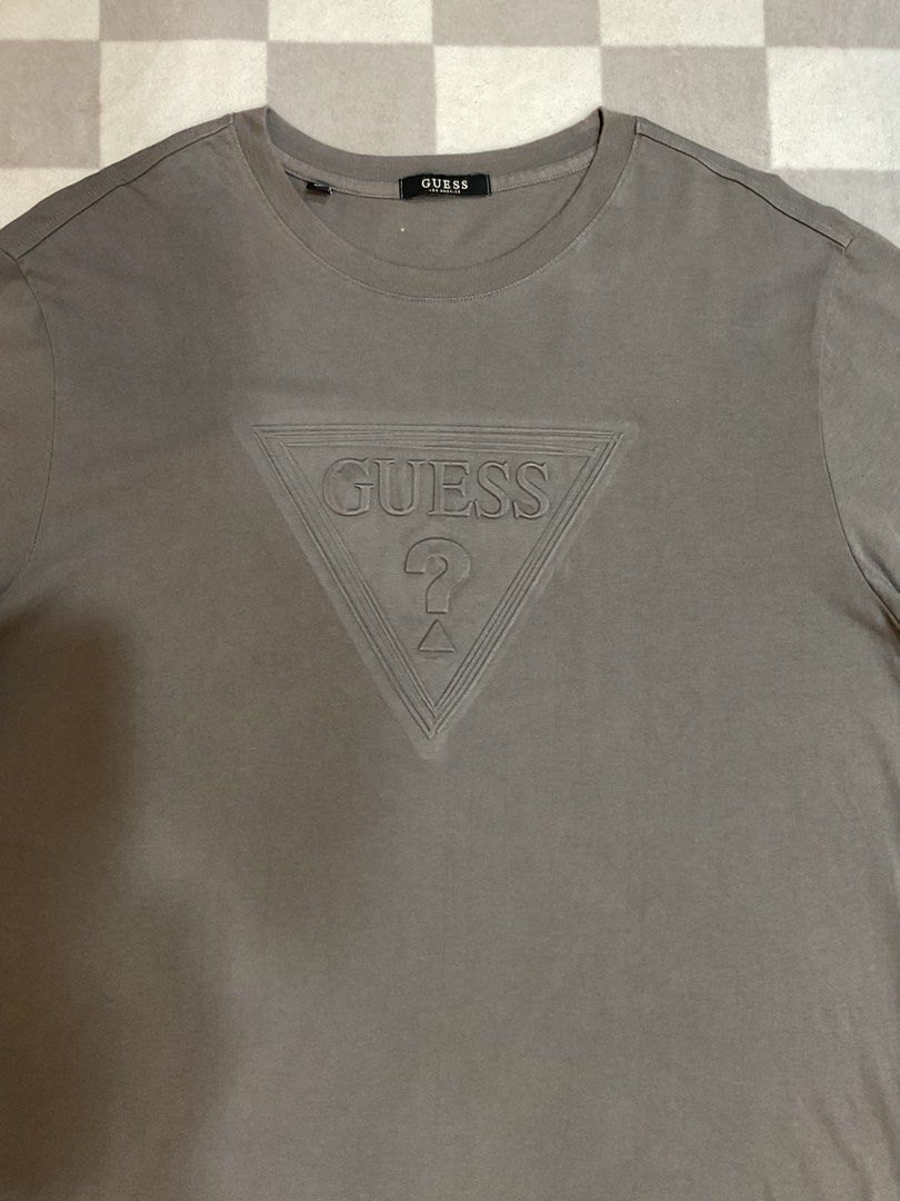 GUESS (Category: Formal Shirts) located in Leyte. Submitted by thriftormoc (Listing ID 1468804374, Image 3). Description: GUESS W-22 L-26.