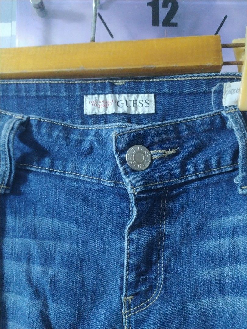 Guess jeans (Category: Jeans) located in Manila. Submitted by timtam04 (Listing ID 1468864246, Image 2). Description: 18 inches waistline stretchable.