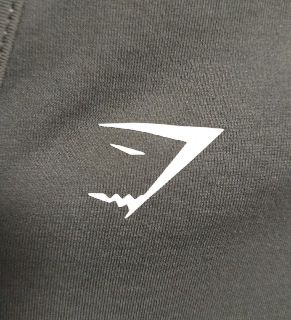 Gymshark top size medium (Category: Activewear) located in Pateros City. Submitted by blashjunks.y2k (Listing ID 1468859443, Image 3). Description: GYMSHARK TOP SIZE MEDIUM 450PHP MSG US.