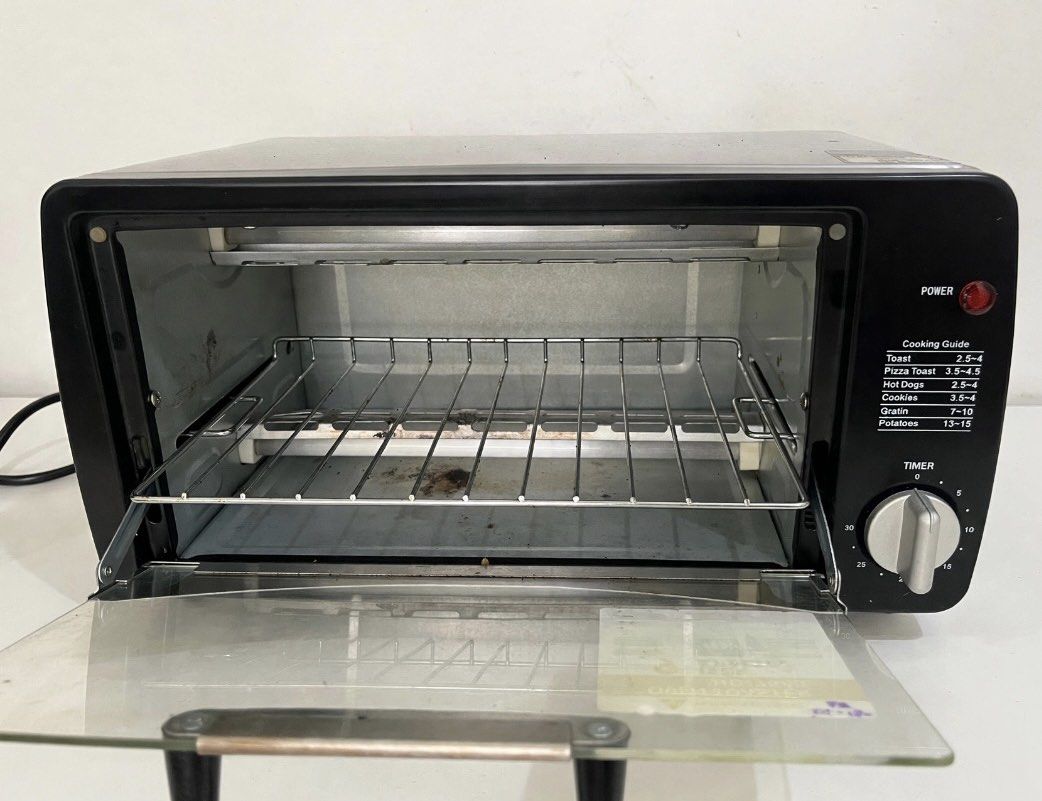 Hanabishi oven toaster 9Liter capacity (Category: Ovens & Toasters) located in Manila. Submitted by leola_ (Listing ID 1468889887, Image 2). Description: Seldom used.