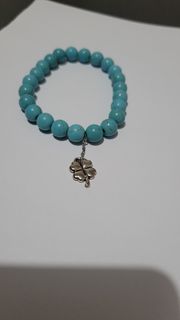 (Category: ) located in . Submitted by closetfinds_marilyn (Listing ID 1468804292, Image 1). Description: .
