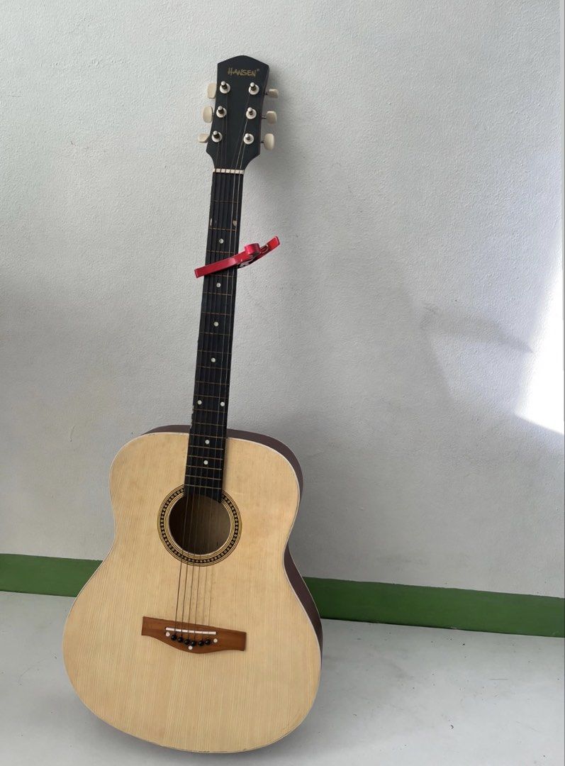 Hansen guitar (Category: Musical Instruments) located in Manila. Submitted by leola_ (Listing ID 1468817688, Image 1). Description: Rfs: not being used.