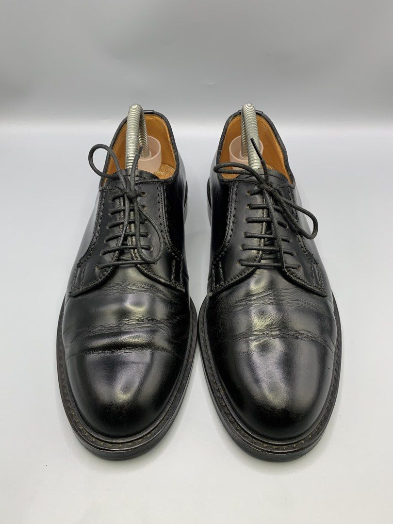 HARUTA DRESS SHOES AUTHENTIC (Category: Dress Shoes) located in Bulacan. Submitted by ridersthrift_ph (Listing ID 1468780460, Image 2). Description: Authentic Size - US Men's 7 - US Women's 8.5 - EUR 40 In Great Condition Flaws Faded Logo Inside Doesn't affect the durability No Box Only the toe itself Gcash Payment Bulacan 📍.