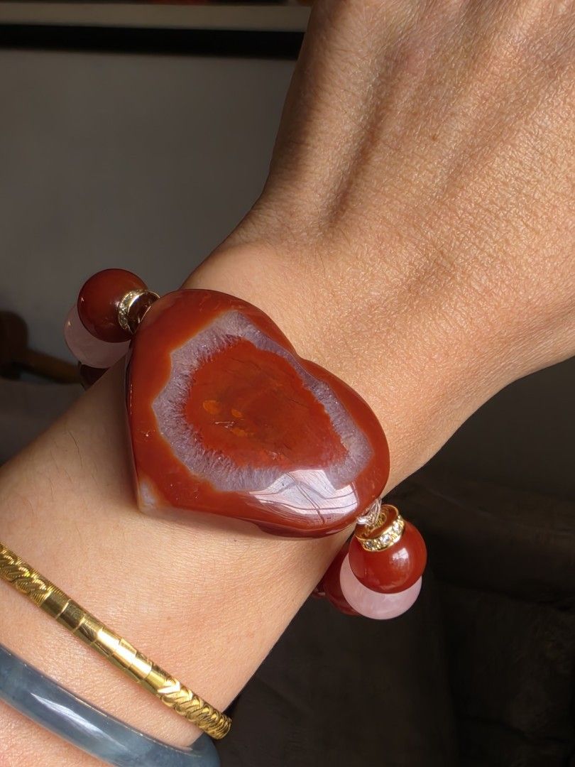 Heart charms carnelian with rose quartz (Category: Bracelets) located in Manila. Submitted by cavalierdolls (Listing ID 1468757787, Image 3). Description: ❤️ CHONKY HEART RED CARNELIAN ❤️🌸 Bold, glossy red carnelian paired with soft pink rose quartz charms — a beautiful mix of passion and sweetness! ✨ A statement bracelet for your everyday stack or a special gift for someone you love. 💕 📩 Message us to order! #RedCarnelian #RoseQuartz #Gemston