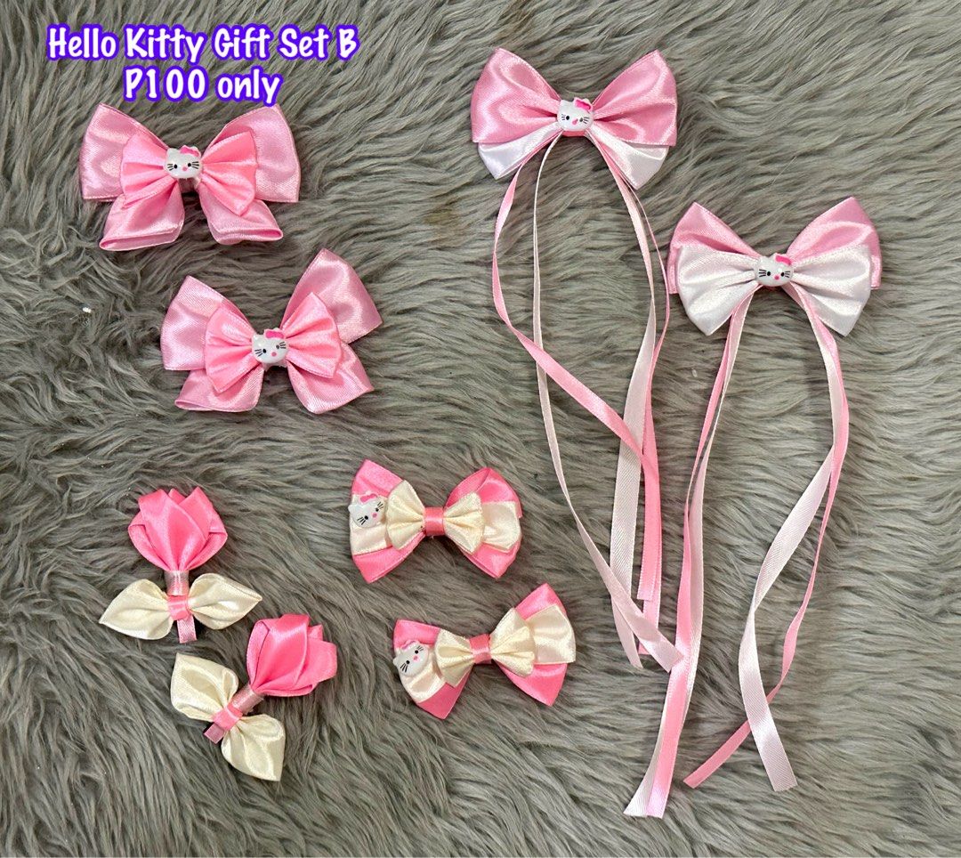 Hello Kitty Handmade Hair Clips Gift Set (Category: Babies & Kids Fashion) located in Tarlac. Submitted by ej202177 (Listing ID 1468751025, Image 2). Description: P100 only 4 pairs na 3 sets available Pang gift sa inaanak, pamangkin, kapatid, anak Location: Tarlac .