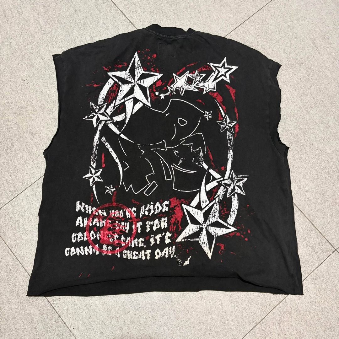 Hellstar muscle tee (Category: Formal Shirts) located in Angeles City. Submitted by keedriae (Listing ID 1468806072, Image 3). Description: Hellstar muscle tee excellent condition vintage vibe thick cotton 500each.