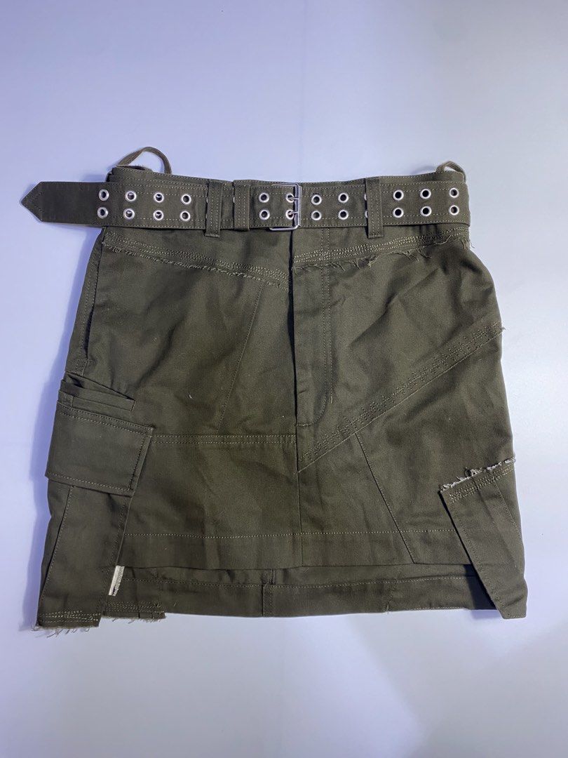 Helmut Lang Military Belted Skirt (Category: Skirts) located in Manila. Submitted by streetw1se.ph (Listing ID 1468909964, Image 2). Description: Helmut Lang military skirt Size: 4 Width:30 Length:18 Hem:19 (Measured in inches) -No major issue -Good as new .