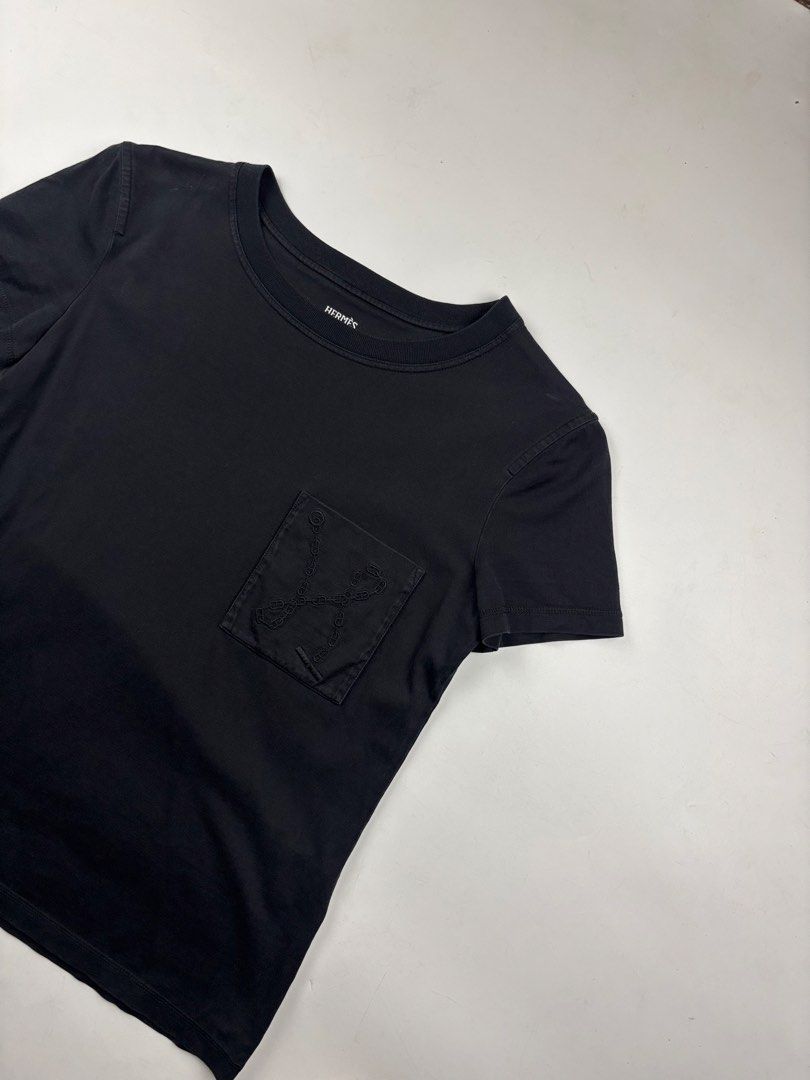 Hermes Pocket Tee (Category: Shirts) located in Makati City. Submitted by ragrepository (Listing ID 1468728630, Image 2). Description: Hermes Pocket Tee Tagged as 36 Length- 22.5” Pit to pit- 17.5” Sleeves- 6” Shoulder-16” Condition-9/10 Flaw- Minimal signs of wear .