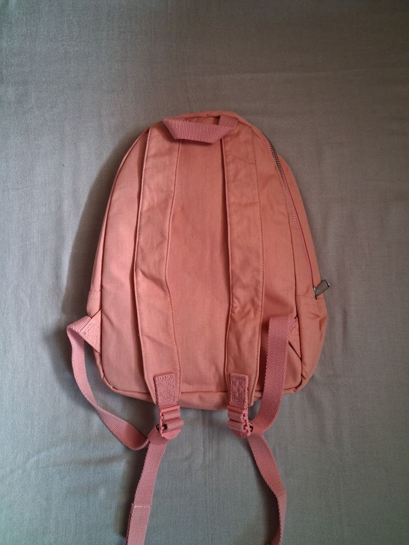 Herschel Grove X mini backpack (Category: Backpacks) located in Quezon City. Submitted by threeleggeddog (Listing ID 1468830339, Image 2). Description: pre-loved 8.5/10 condition ash rose color.