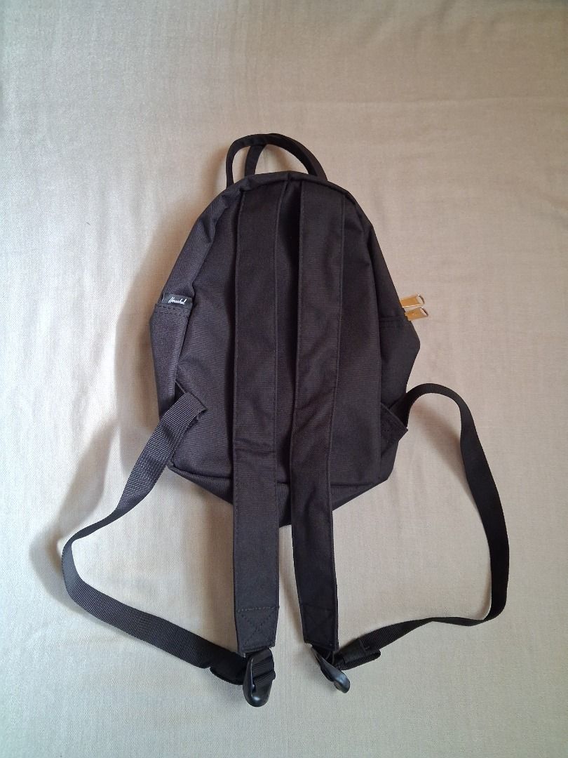 Herschel Nova mini backpack (Category: Backpacks) located in Quezon City. Submitted by threeleggeddog (Listing ID 1468828941, Image 2). Description: pre-loved 9/10 condition black/red color.